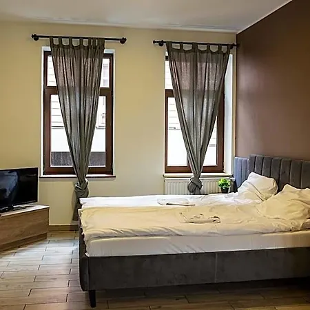 Aparthotel Sleepzone 3*